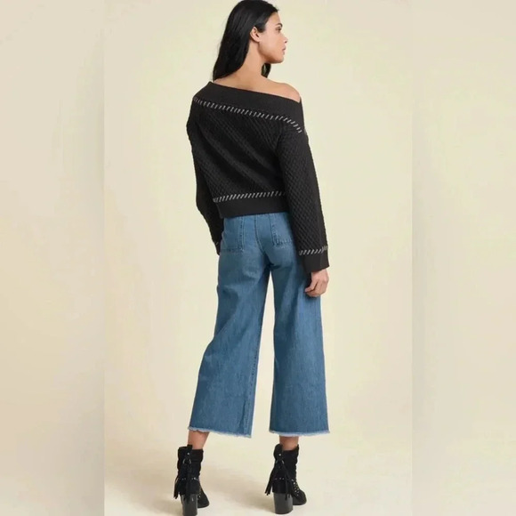 Contrast Stitch Sweater - Picture 2 of 14